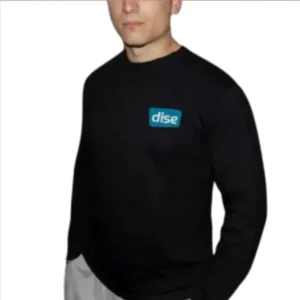 Remera manga larga con puños uniformes logo bordado